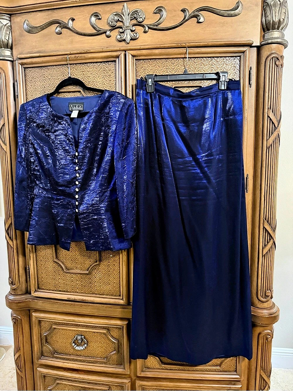 Alex Evenings 2-Piece Metallic Royal Blue Skirt Suit Set , Formal Long Skirt Sui